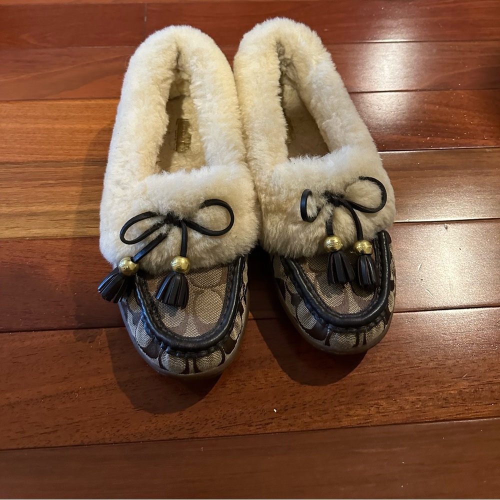 Vintage coach moccasins